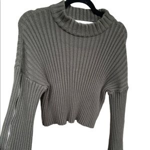 Zara Forrest Green Cropped Sweater